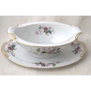 Noritake Gardena 3056 Gravy Boat with Attached Underplate Japan Gold Trim Floral